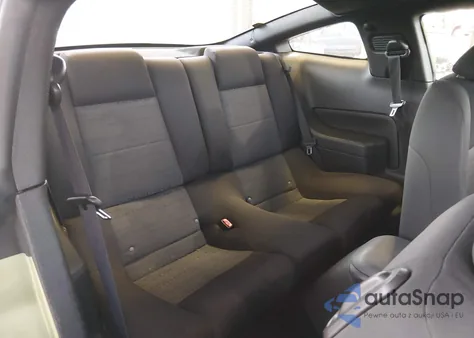 2005 Ford Mustang z USA, uszkodzony, nr VIN 1ZVFT80N555110772